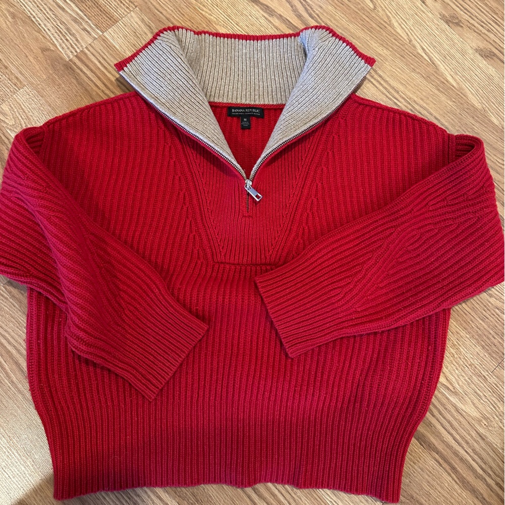 Banana Republic Red and Cream Sweater
